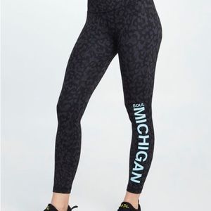 SoulCycle Lululemon Align HR Pant 25" REGION MICHIGAN in Formation Camo